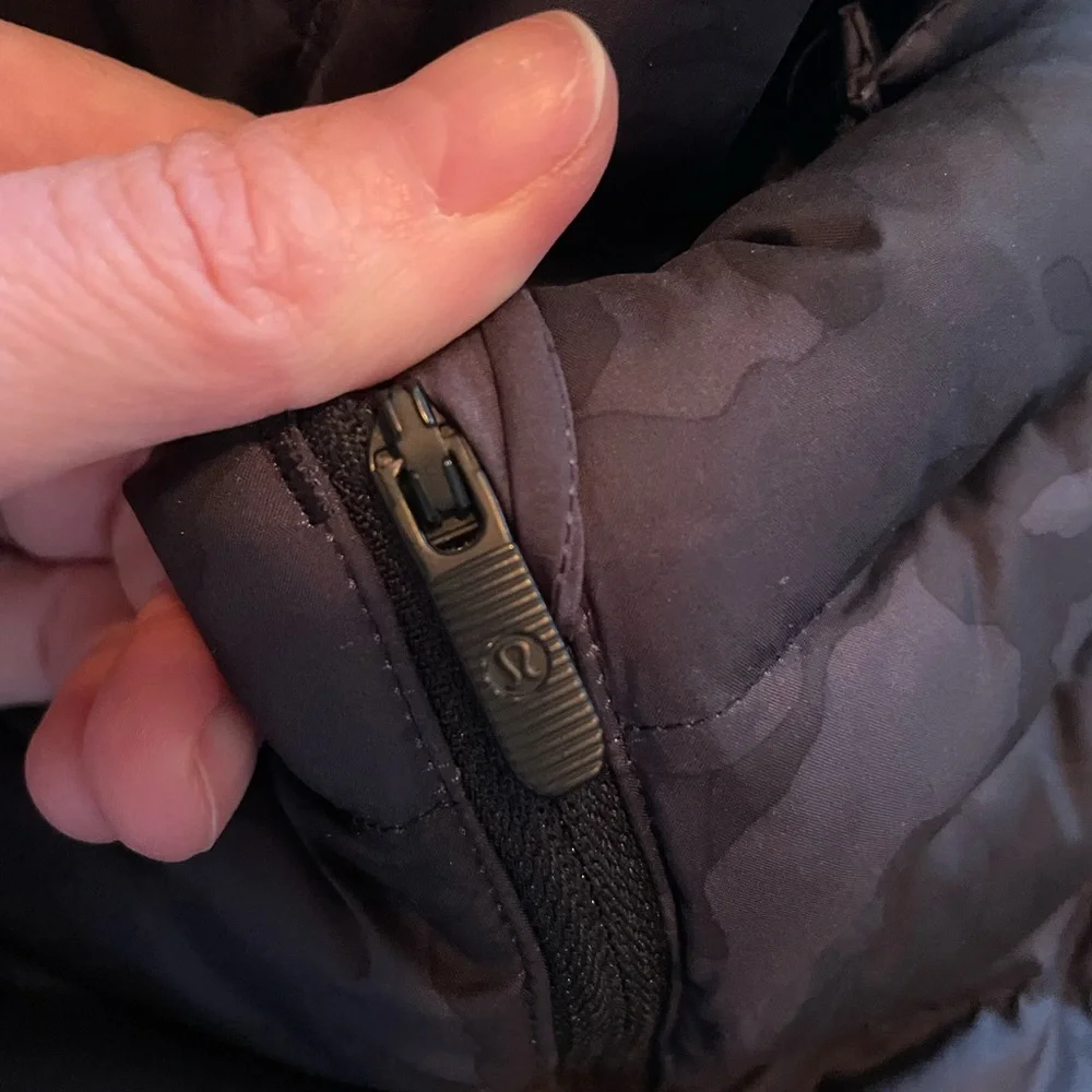 Lululemon pack it down jacket - Picture 14 of 15